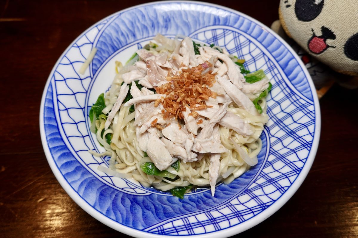 【新北市新店區新店市公所站美食】超人鱸魚 2025:米其林必比登,熱賣20多年鮮美滋補鱸魚湯,更棒的是滷肉飯和乾拌麵,高質感的小菜讓人食慾大開 7057 【新北市新店區新店市公所站美食】超人鱸魚 2025:米其林必比登,熱賣20多年鮮美滋補鱸魚湯,更棒的是滷肉飯和乾拌麵,高質感的小菜讓人食慾大開 7057