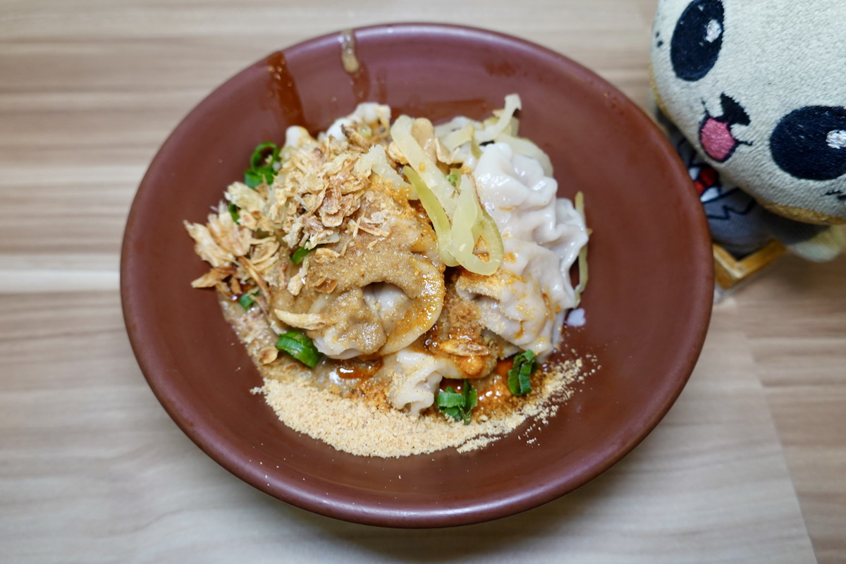 【台北中山站美食】福大蒸餃館 2026：巷子裡的高CP值美味小館，觀光客也知道，豬肉蒸餃配酸辣湯來一套 7219