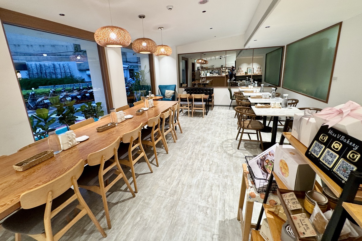 【台北中山國中站美食】Miss V Bakery cafe 敦北店 2025：烘焙坊加咖啡店，真材實料、健康美味早午餐，肉桂捲必吃名店 7076