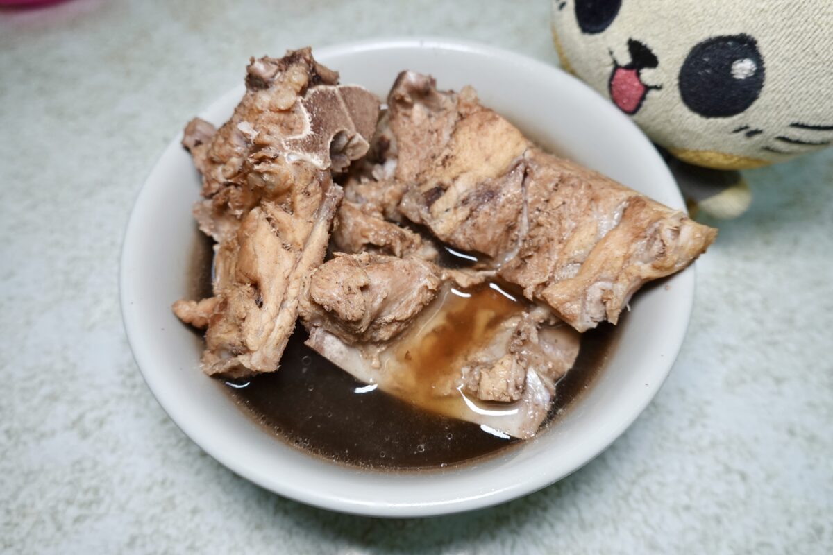 【新北市板橋區美食】葉家藥燉排骨 2025:米其林必比登新入榜,排隊藥燉排骨、當歸羊肉,但魯肉飯才是必吃!一直開到半夜1點,夜貓宵夜店 7077 【新北市板橋區美食】葉家藥燉排骨 2025:米其林必比登新入榜,排隊藥燉排骨、當歸羊肉,但魯肉飯才是必吃!一直開到半夜1點,夜貓宵夜店 7077