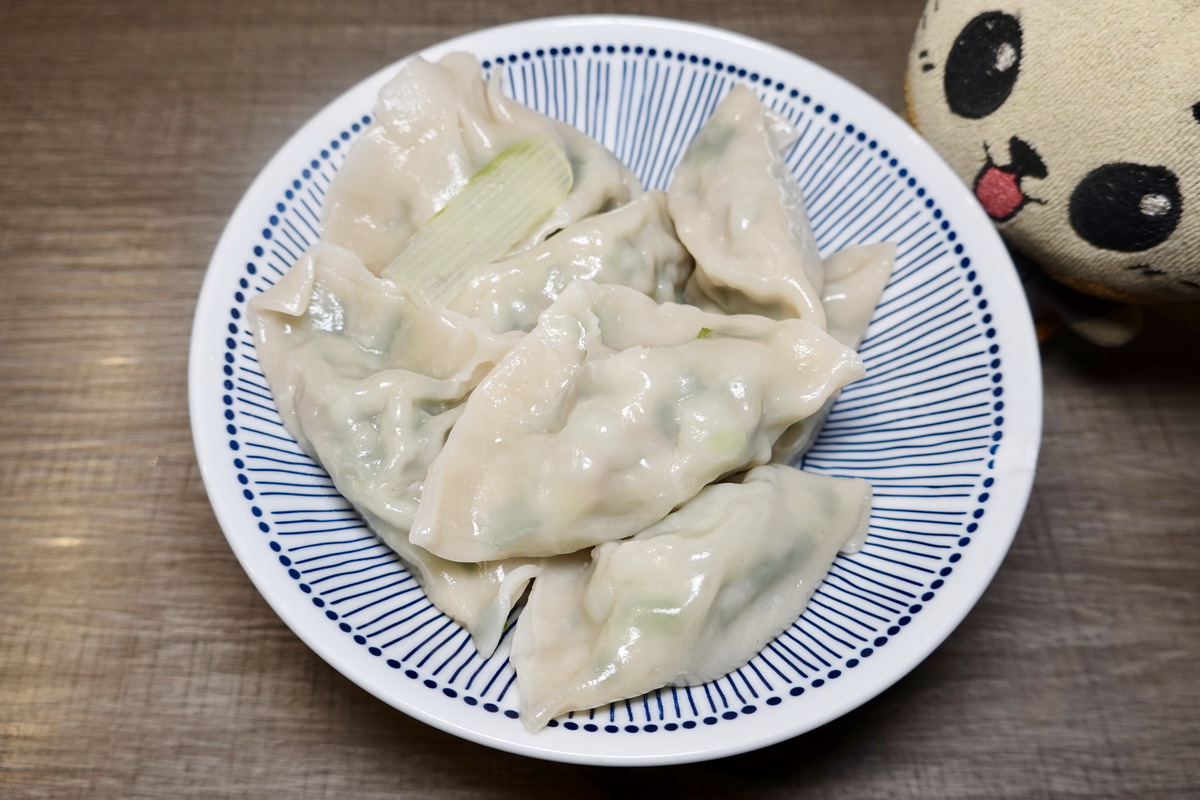 【台北大直站美食】兄弟麵館 2025：大份量麵館，一碗抵人家兩碗，還有特別的紹興雞腿麵，1997年創立學生價老店 7080