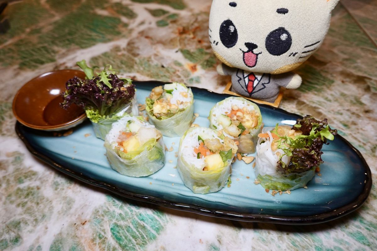 【台北劍南站美食】越越・新越南料理 2025：新開幕！美味豐盛越南美食，終於不再是越南小吃店了！越南法式空間優雅怡人，聚餐熱門新名單 7081