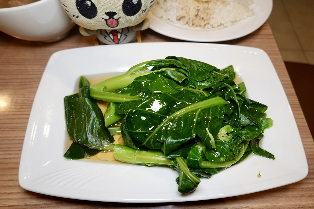【台北忠孝復興站美食】極之好味大安店港式燒臘飯館 2025：巷內迷你小店卻有五星飯店等級港式燒臘，吃得到油亮香嫩鵝腿，外帶便當為主，地下室是私廚 7082