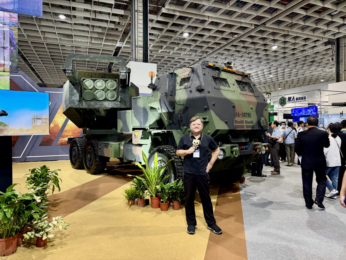【軍事展覽】台北國際航太暨國防工業展 TADTE 2025：M1A2T戰車、HIMARS海馬斯火箭車、強弓戰術導彈、無人機、無人艇，近年最精彩的國防展 7083