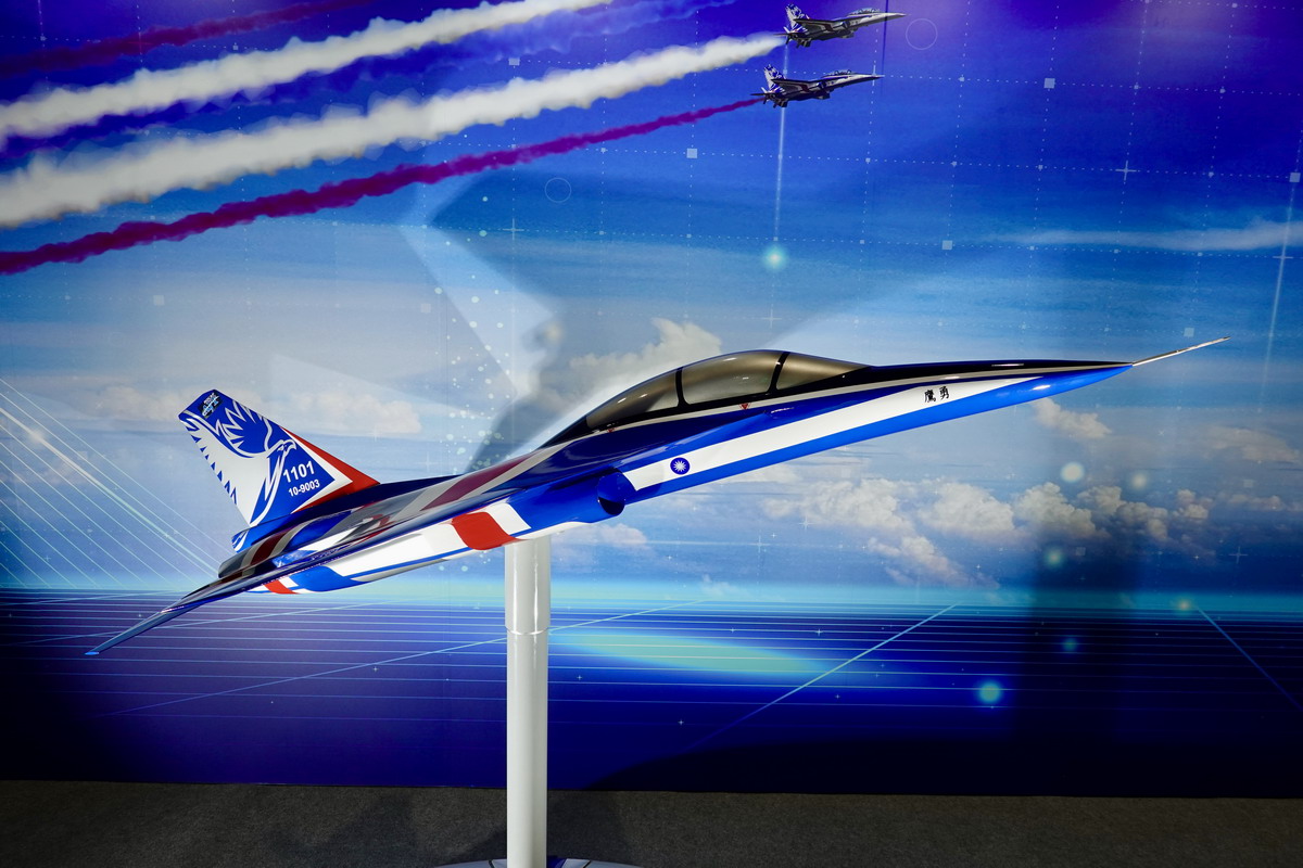 【軍事展覽】台北國際航太暨國防工業展 TADTE 2025：M1A2T戰車、HIMARS海馬斯火箭車、強弓戰術導彈、無人機、無人艇，近年最精彩的國防展 7083