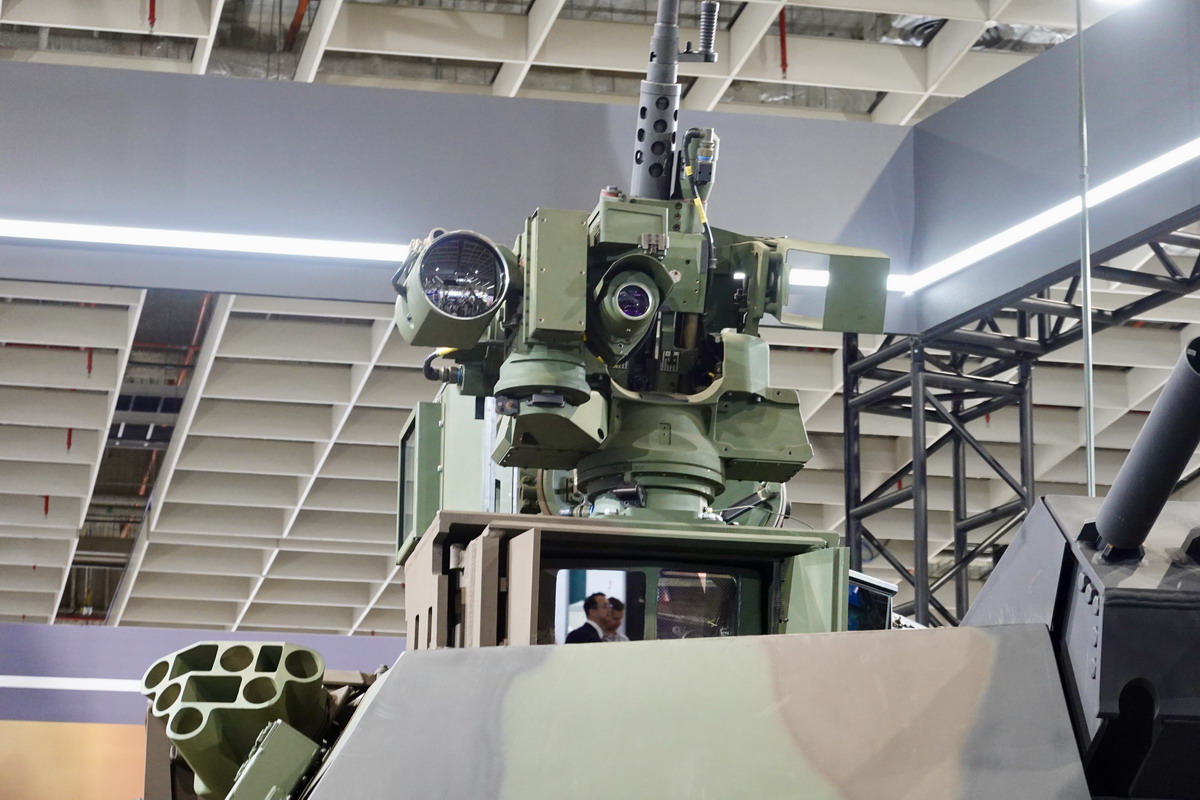 【軍事展覽】台北國際航太暨國防工業展 TADTE 2025：M1A2T戰車、HIMARS海馬斯火箭車、強弓戰術導彈、無人機、無人艇，近年最精彩的國防展 7083