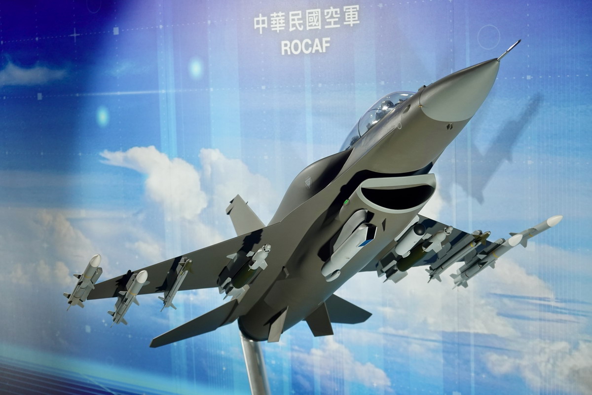 【軍事展覽】台北國際航太暨國防工業展 TADTE 2025：M1A2T戰車、HIMARS海馬斯火箭車、強弓戰術導彈、無人機、無人艇，近年最精彩的國防展 7083