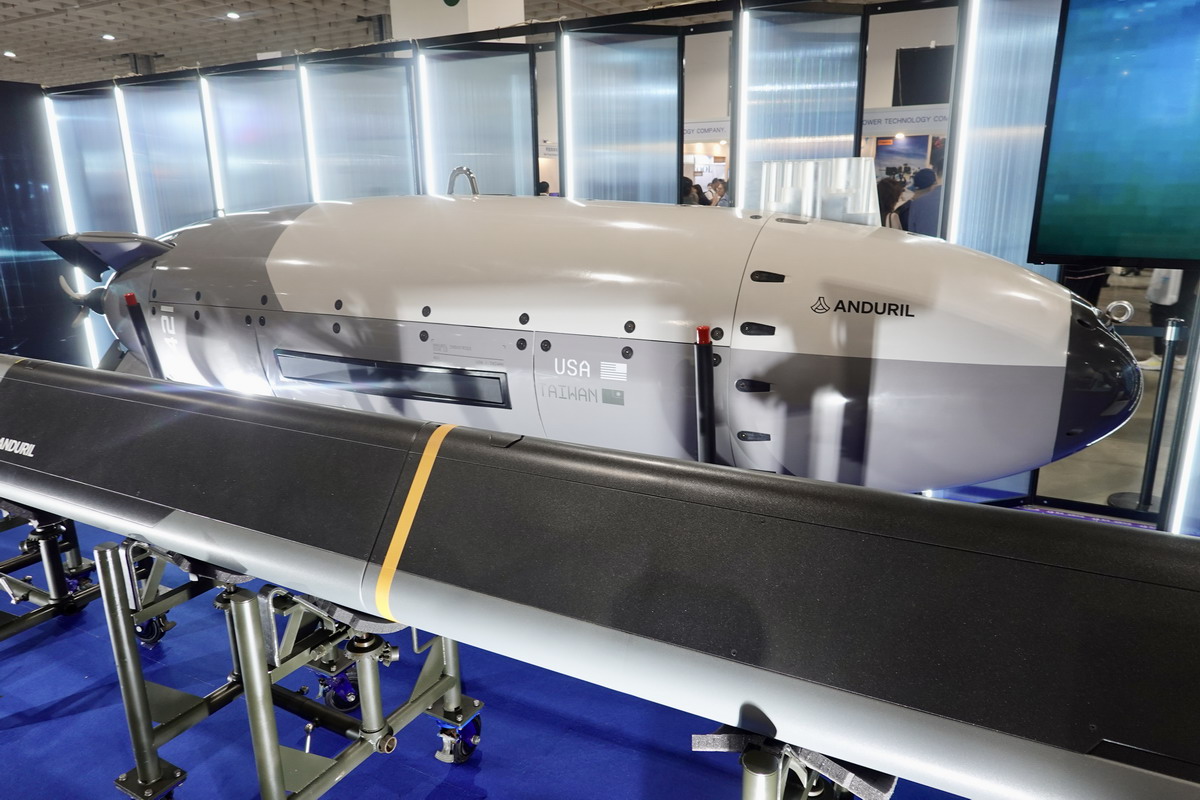 【軍事展覽】台北國際航太暨國防工業展 TADTE 2025：M1A2T戰車、HIMARS海馬斯火箭車、強弓戰術導彈、無人機、無人艇，近年最精彩的國防展 7083