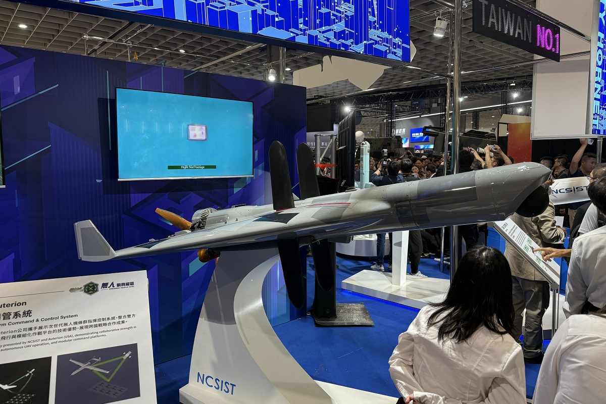 【軍事展覽】台北國際航太暨國防工業展 TADTE 2025：M1A2T戰車、HIMARS海馬斯火箭車、強弓戰術導彈、無人機、無人艇，近年最精彩的國防展 7083