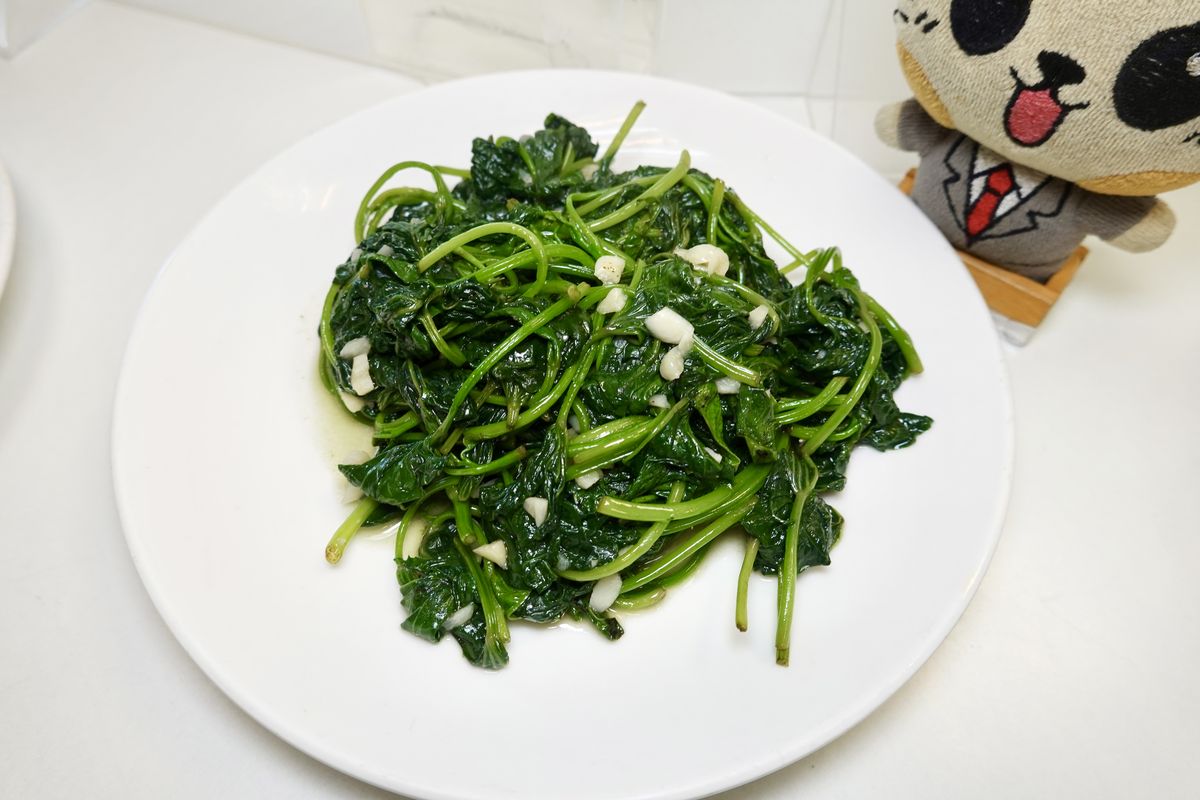 【台北大直站美食】大直小館 2025：周華健愛店，平價美味有特色的廣式料理小館，秘製紙包雞要預訂才吃得到 7070