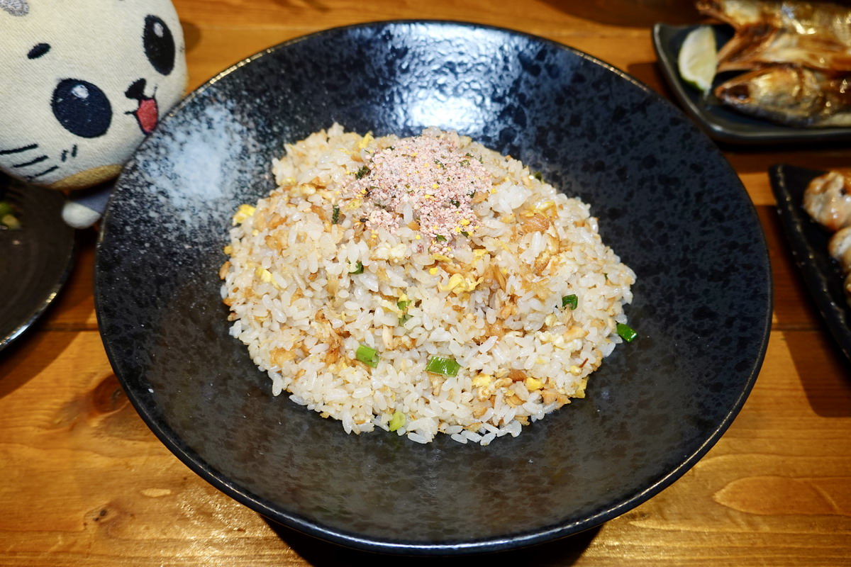 【台北市龍山寺站美食】料館•酌 2025:歡樂美味的居酒屋,萬華在地人的宵夜去處,乾杯啦!7105 【台北市龍山寺站美食】料館•酌 2025:歡樂美味的居酒屋,萬華在地人的宵夜去處,乾杯啦!7105