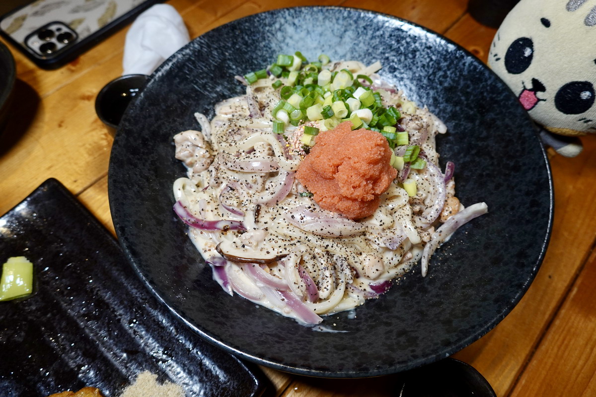 【台北市龍山寺站美食】料館•酌 2025：歡樂美味的居酒屋，萬華在地人的宵夜去處，乾杯啦！7105