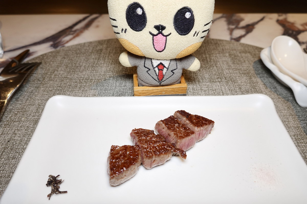 【台北劍南站美食】鐵板教父 Iron Chef Teppanyaki & Wine 2025:米其林入選鐵板燒,食材新鮮、醬汁特別,包廂聚餐舒適又有隱私 7111 【台北劍南站美食】鐵板教父 Iron Chef Teppanyaki & Wine 2025:米其林入選鐵板燒,食材新鮮、醬汁特別,包廂聚餐舒適又有隱私 7111