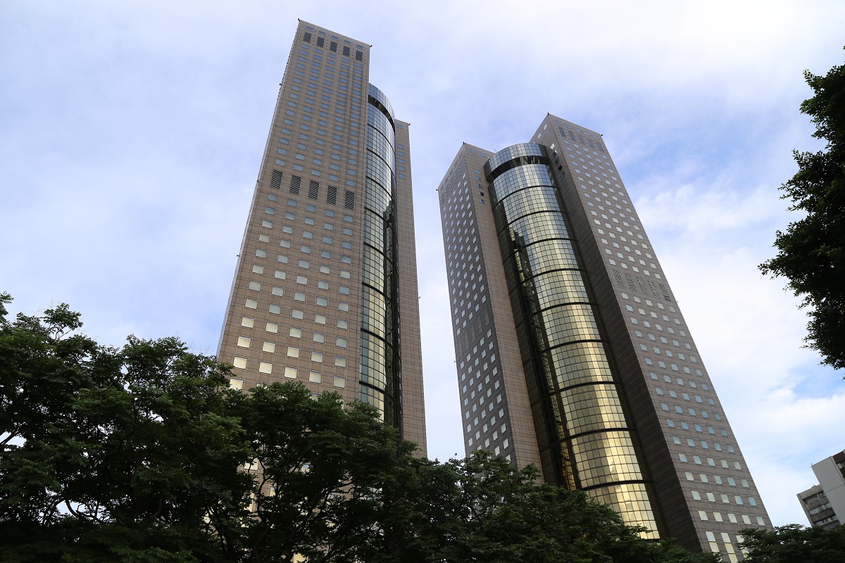 【台北六張犁站美食】香格里拉台北遠東國際飯店遠東Cafe吃到飽自助餐 2025:感蟹季登場,松葉蟹腳和螃蟹海鮮滿滿吃到飽,還吃得到鼎泰豐點心 7119 【台北六張犁站美食】香格里拉台北遠東國際飯店遠東Cafe吃到飽自助餐 2025:感蟹季登場,松葉蟹腳和螃蟹海鮮滿滿吃到飽,還吃得到鼎泰豐點心 7119