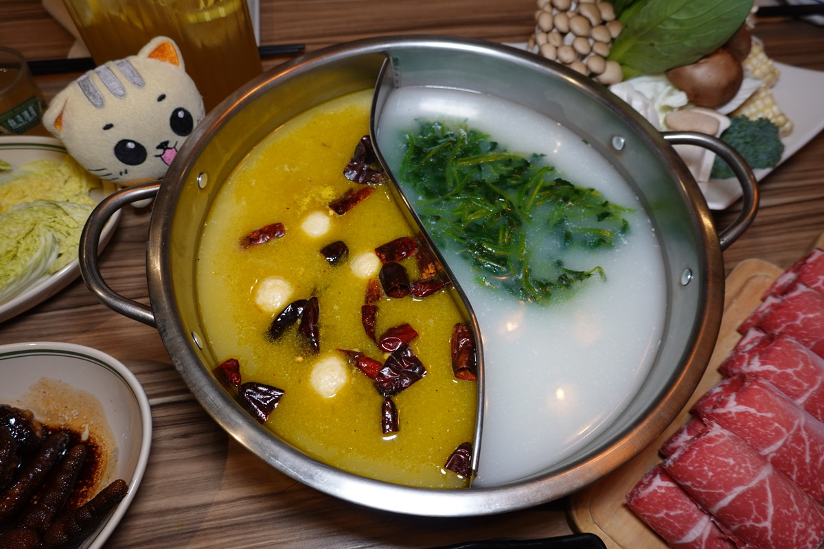 【台北忠孝敦化站美食】波記私宅打邊爐 2025：港式復古裝潢加上特色港式火鍋，張信哲《屬於我們的故事》MV拍攝場景 7122