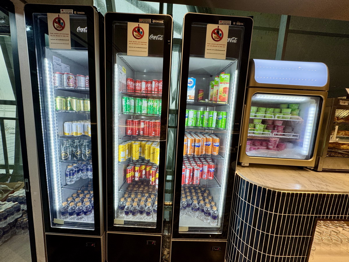 【泰國曼谷旅遊】搬家了喔！傳說中JCB信用卡免費享受素萬那普機場（BKK）Miracle貴賓室，2025最新資訊在這裡，空間變小囉 7134