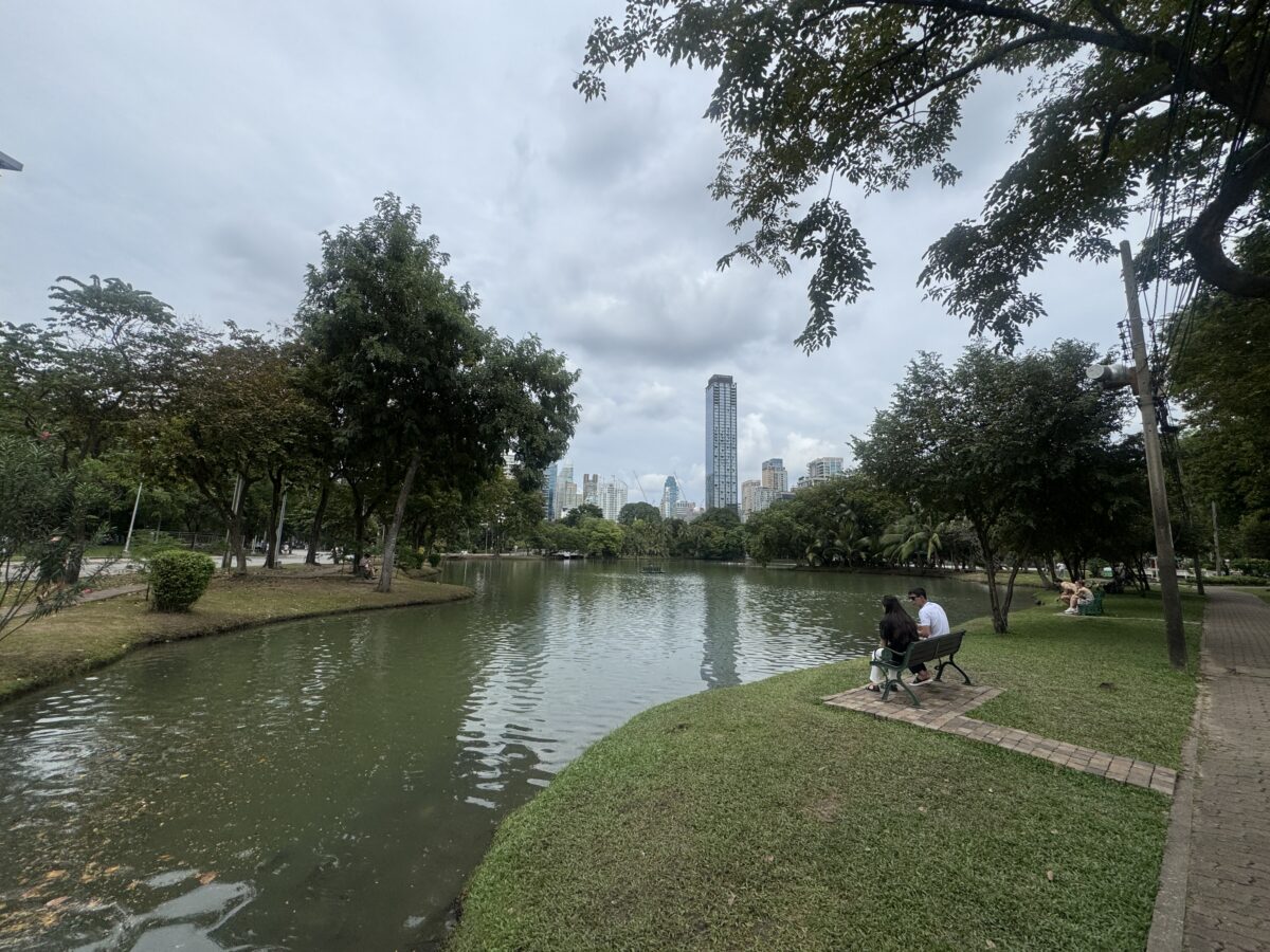 【泰國曼谷旅遊】都喜中央公園 Dusit Central Park 2025:在屋頂上建森林真是太狂了!曼谷最新開幕百貨商城,位在捷運和空鐵交界,交通超便利,曼谷逛街新樂園 7138 【泰國曼谷旅遊】都喜中央公園 Dusit Central Park 2025:在屋頂上建森林真是太狂了!曼谷最新開幕百貨商城,位在捷運和空鐵交界,交通超便利,曼谷逛街新樂園 7138