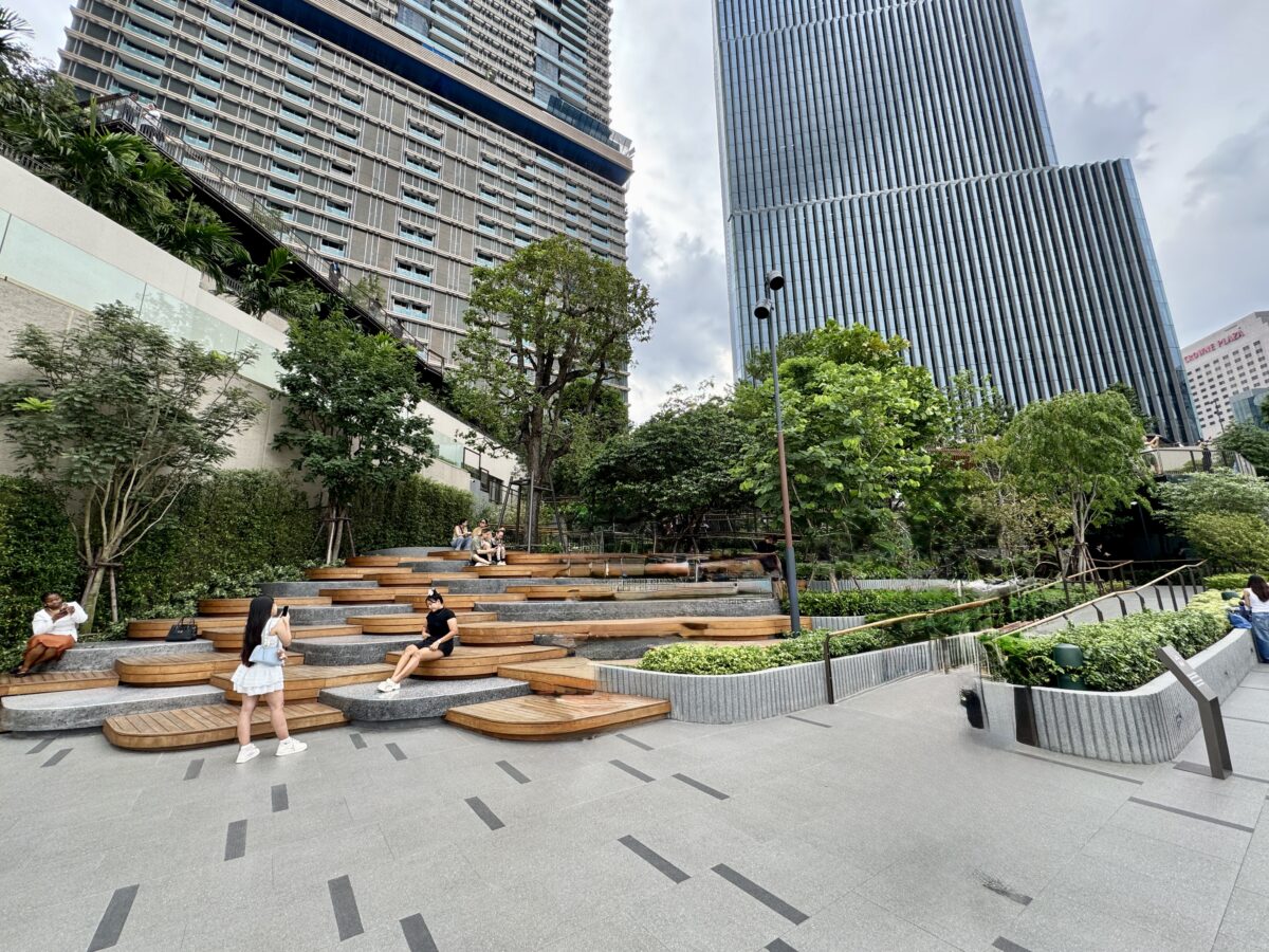 【泰國曼谷旅遊】都喜中央公園 Dusit Central Park 2025:在屋頂上建森林真是太狂了!曼谷最新開幕百貨商城,位在捷運和空鐵交界,交通超便利,曼谷逛街新樂園 7138 【泰國曼谷旅遊】都喜中央公園 Dusit Central Park 2025:在屋頂上建森林真是太狂了!曼谷最新開幕百貨商城,位在捷運和空鐵交界,交通超便利,曼谷逛街新樂園 7138