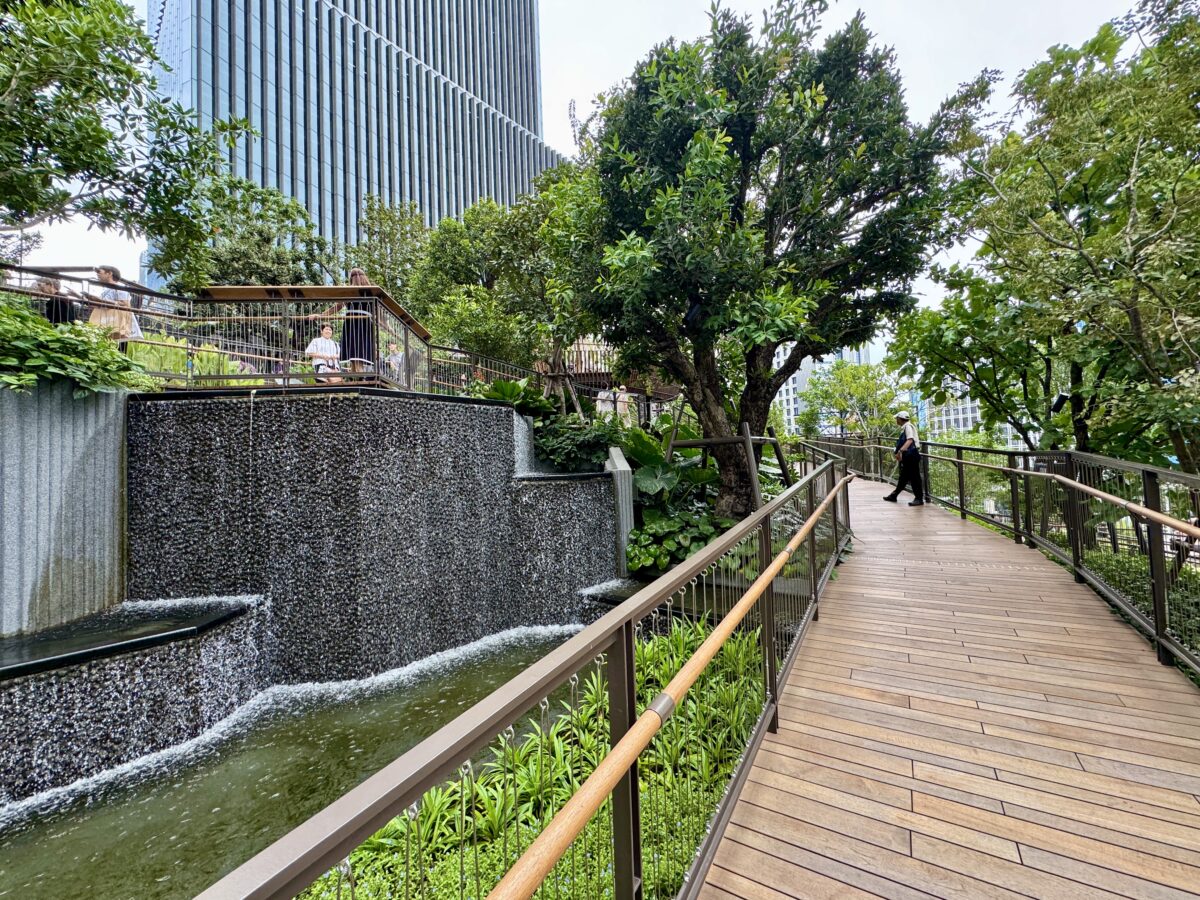 【泰國曼谷旅遊】都喜中央公園 Dusit Central Park 2025:在屋頂上建森林真是太狂了!曼谷最新開幕百貨商城,位在捷運和空鐵交界,交通超便利,曼谷逛街新樂園 7138 【泰國曼谷旅遊】都喜中央公園 Dusit Central Park 2025:在屋頂上建森林真是太狂了!曼谷最新開幕百貨商城,位在捷運和空鐵交界,交通超便利,曼谷逛街新樂園 7138