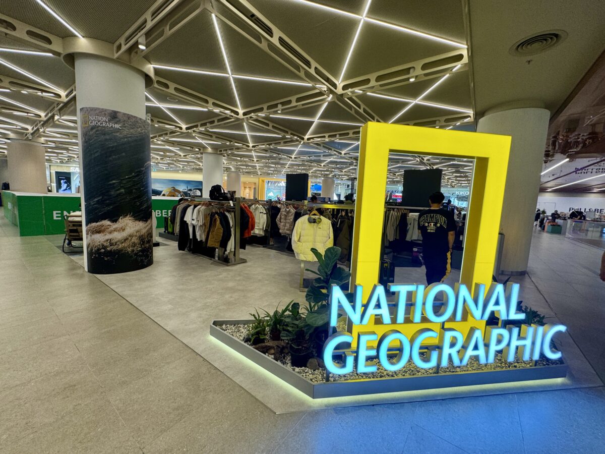 【泰國曼谷旅遊】都喜中央公園 Dusit Central Park 2025:在屋頂上建森林真是太狂了!曼谷最新開幕百貨商城,位在捷運和空鐵交界,交通超便利,曼谷逛街新樂園 7138 【泰國曼谷旅遊】都喜中央公園 Dusit Central Park 2025:在屋頂上建森林真是太狂了!曼谷最新開幕百貨商城,位在捷運和空鐵交界,交通超便利,曼谷逛街新樂園 7138