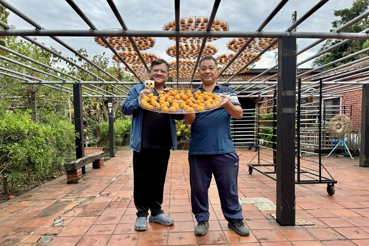 網站近期文章：【新竹旅遊】金漢柿餅教育農園 2025：新竹旱坑社區金牌農村，金黃柿子的家鄉，永續行程、綠色旅遊的深度農村小旅行