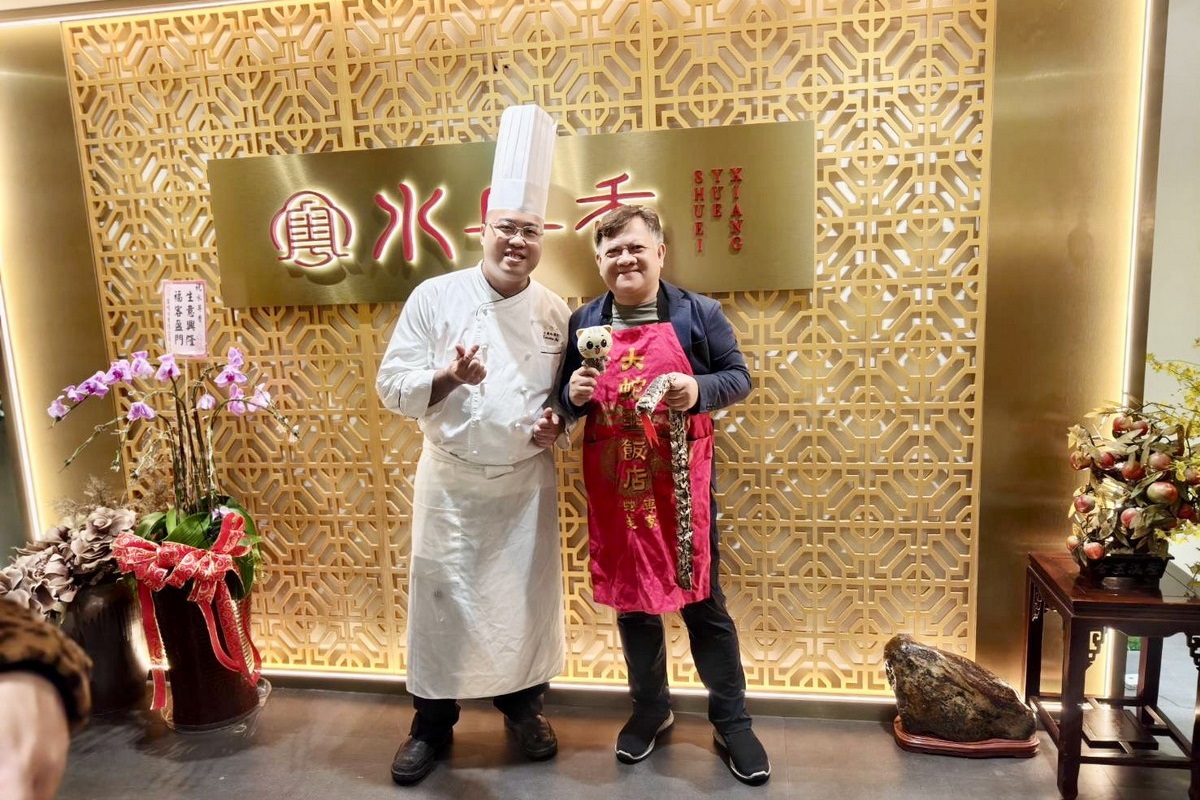 【台北古亭站美食】水粵香 2025：隱藏在師範大學內的美味中菜館，五星飯店手藝卻只要一般餐館價錢，烤鴨、鵝掌和港式點心必吃，經濟實惠、適合聚餐 7146