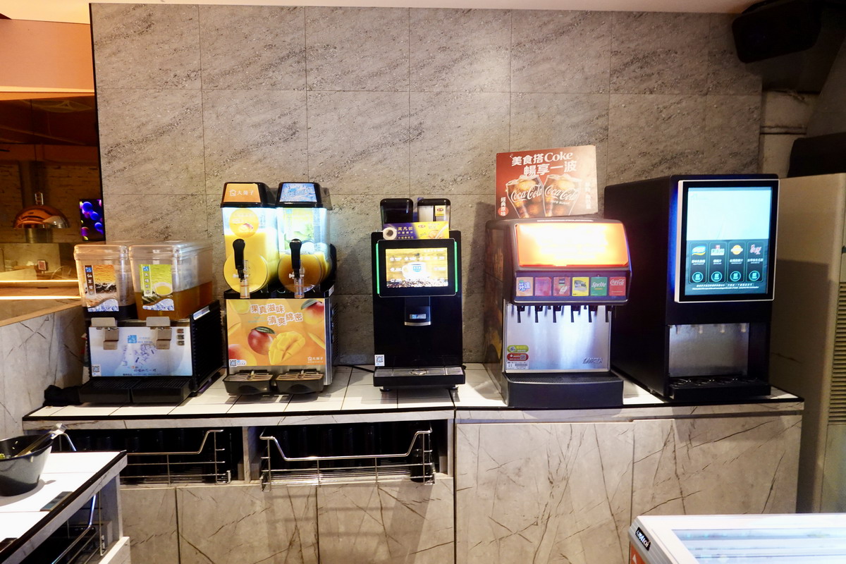 【新北新莊新莊站美食】Oh ! Yaki 精緻燒肉吃到飽-新莊店 2025：599起燒肉吃到飽，平日晚上9點後進場吃宵夜還打88折，搭捷運過來吃都划算！7152