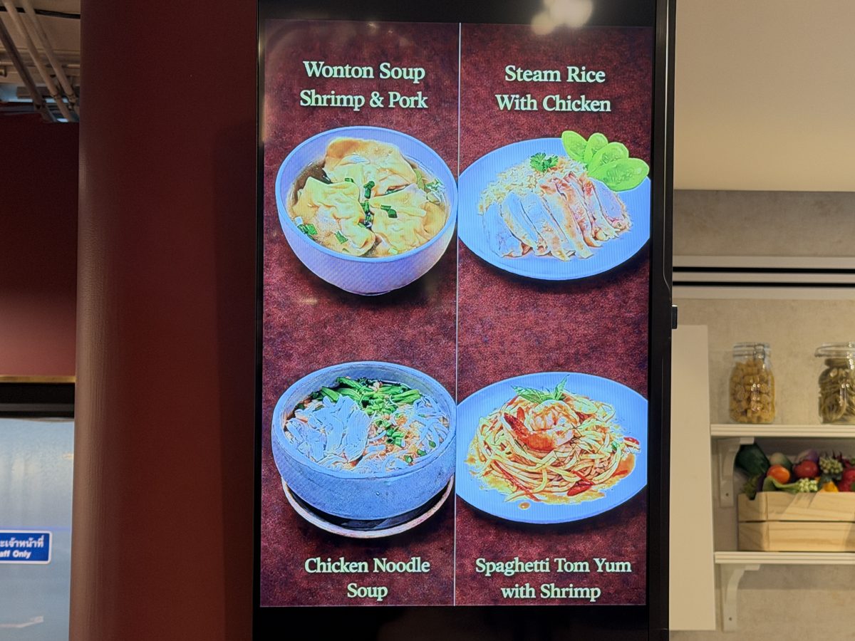 【泰國曼谷旅遊】傳說中JCB信用卡友免費享受素萬那普機場(BKK)Miracle Lounge 貴賓室(G區)2026全新裝潢升級回歸,24小時服務享用Buffet吃到飽自助餐 7210 【泰國曼谷旅遊】傳說中JCB信用卡友免費享受素萬那普機場(BKK)Miracle Lounge 貴賓室(G區)2026全新裝潢升級回歸,24小時服務享用Buffet吃到飽自助餐 7210