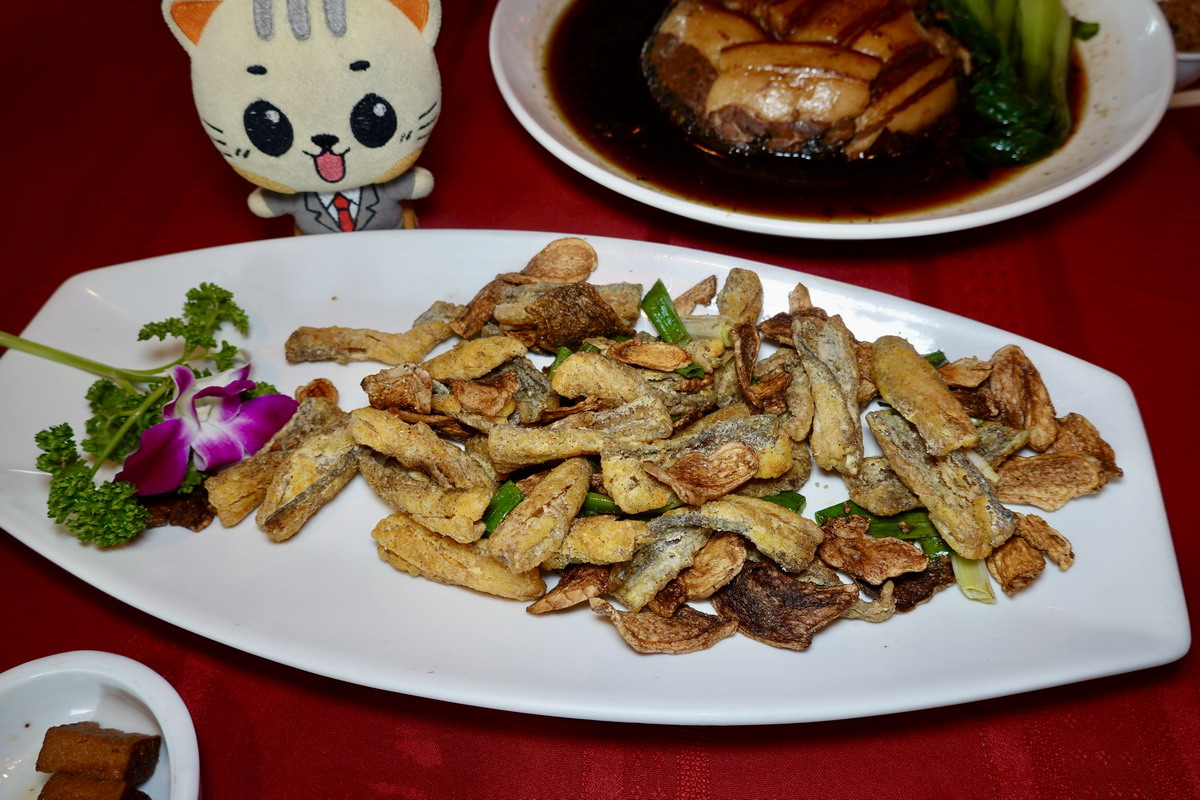 【台南新化美食】葉陶楊坊人文餐廳 2025：怎麼可能？滿滿一桌菜只要4000！天龍人感到震驚，團體客或開車出遊都很適合訂這家 7153