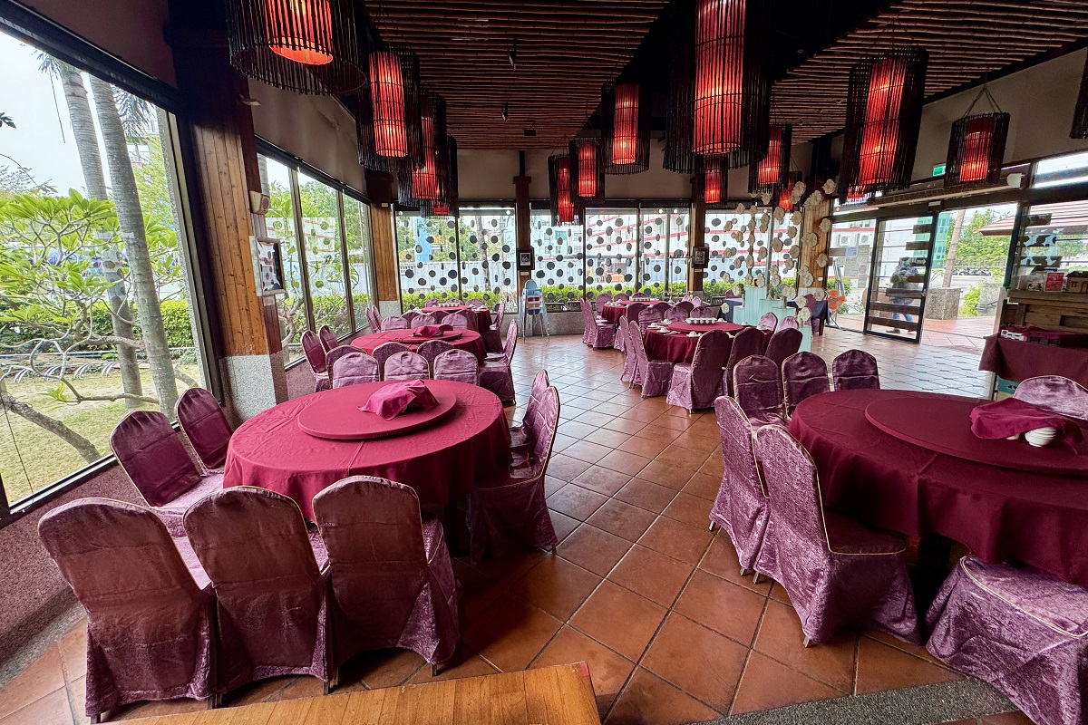 【台南新化美食】葉陶楊坊人文餐廳 2025：怎麼可能？滿滿一桌菜只要4000！天龍人感到震驚，團體客或開車出遊都很適合訂這家 7153