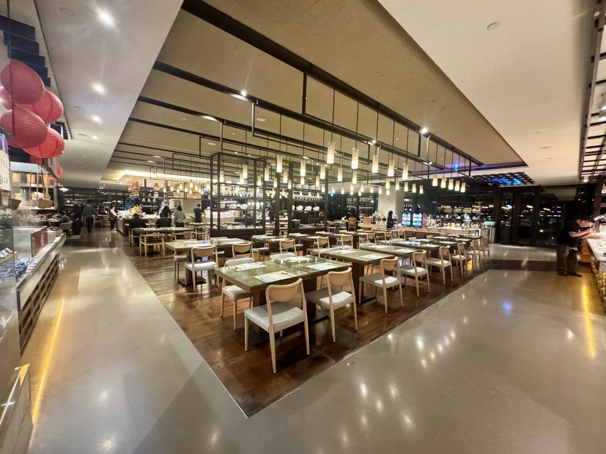 【台南安平區美食】台南大員皇冠假日酒店元素全日自助餐廳 2025：台南安平區的五星級酒店吃到飽自助餐，喝爆台南牛肉湯 7154