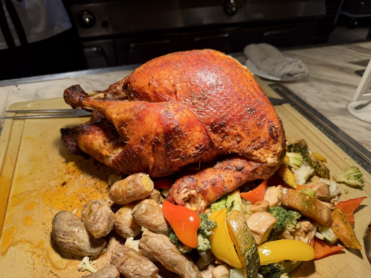 【台南安平區美食】台南大員皇冠假日酒店元素全日自助餐廳 2025：台南安平區的五星級酒店吃到飽自助餐，喝爆台南牛肉湯 7154