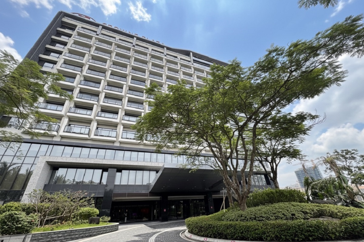 【台南安平區美食】台南大員皇冠假日酒店元素全日自助餐廳 2025：台南安平區的五星級酒店吃到飽自助餐，喝爆台南牛肉湯 7154