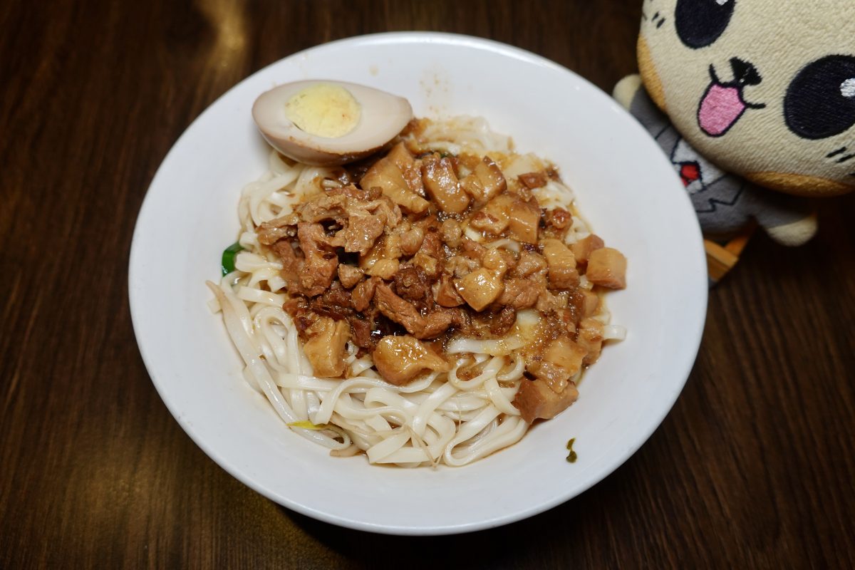 【台北信義安和站美食】蘇媽媽湯圓：漂亮的七彩湯圓超誘人！郭台銘愛店，還有鮮肉湯圓、古早味排骨肉燥飯 7158