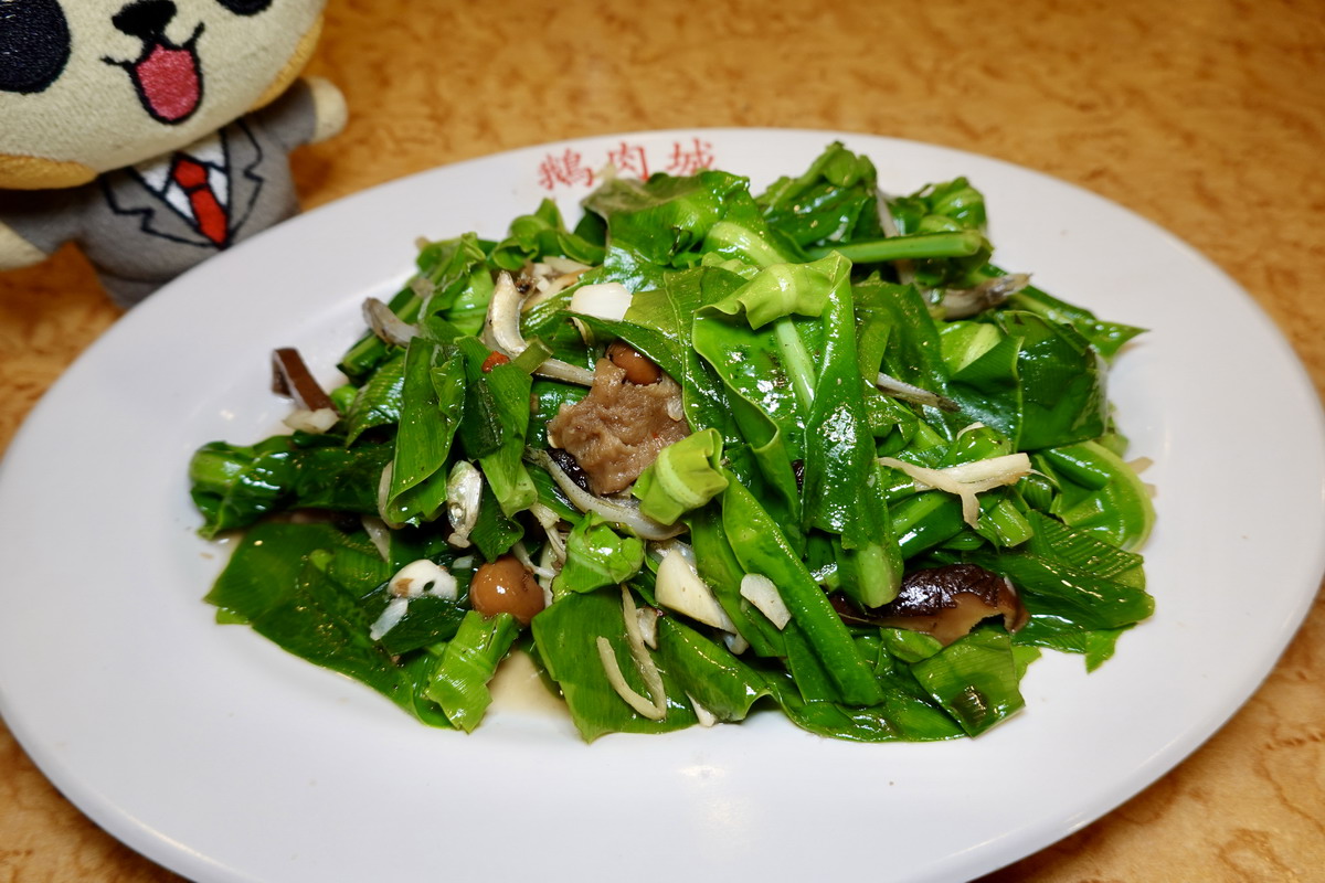 【台北南京復興站美食】鵝肉城活海鮮 2025：遼寧夜市霸主，眾多明星藝人上門，「輝達」黃仁勳也造訪，熱鬧的宵夜海產熱炒店 7159