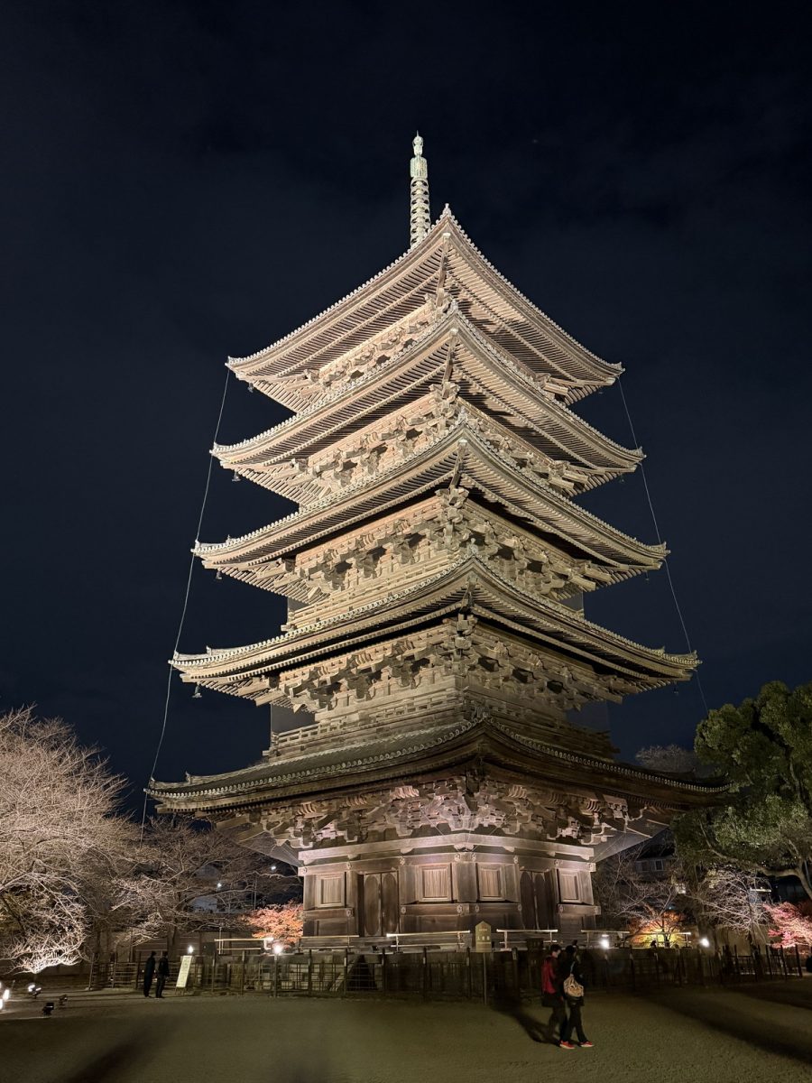 【日本京都旅遊】東寺夜楓 2025：楓葉季的壓軸好戲，夜間浪漫賞楓，京都最高五重塔水中倒影如夢似幻，世界遺產以及日本最高五重塔 7165