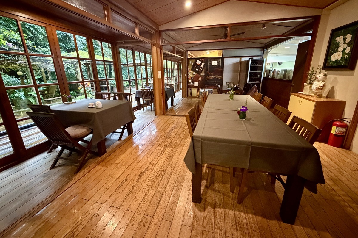 【台北陽明山美食】絹絲谷 Silk Valley：陽明山秘境無菜單私廚與湯屋，大自然裡的世外桃源，在森林溪谷中享受美食與泡湯（貓大爺x絹絲谷松露乳酪蛋糕）7172