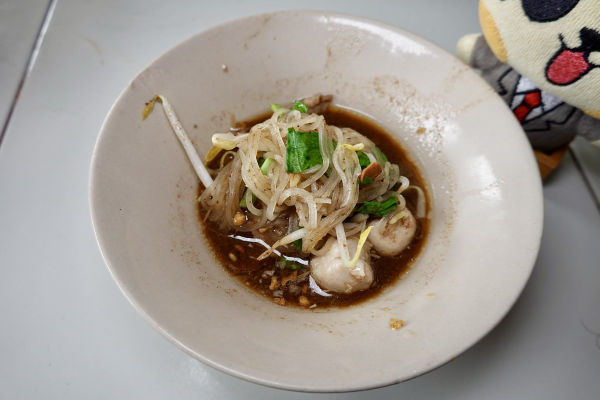 【泰國大城府美食】Pa Lek Boat Noodle 船麵：泰國米其林必比登，三代傳承傳統船麵，一碗20泰銖超便宜，大城觀光必吃美食，還有周星馳雞公碗 7181