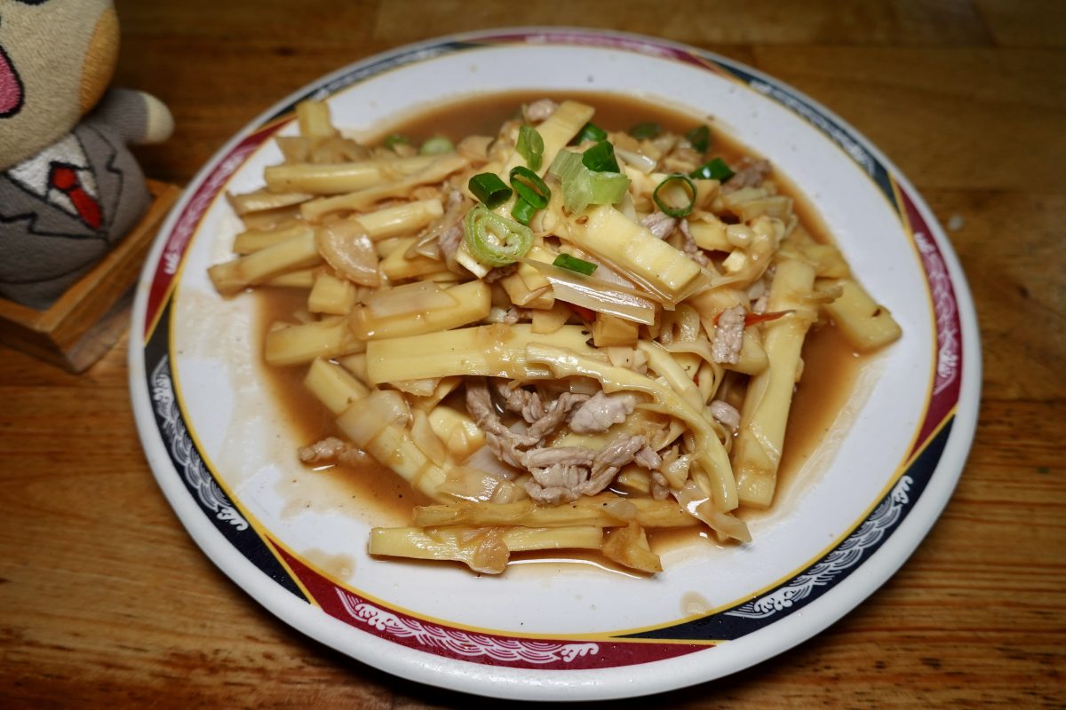 【台北行天宮站美食】如香小炒雞肉店 2026：不起眼的熱炒小店卻是高朋滿座，家常小炒有媽媽的味道，價錢實惠讓人想一來再來 7200