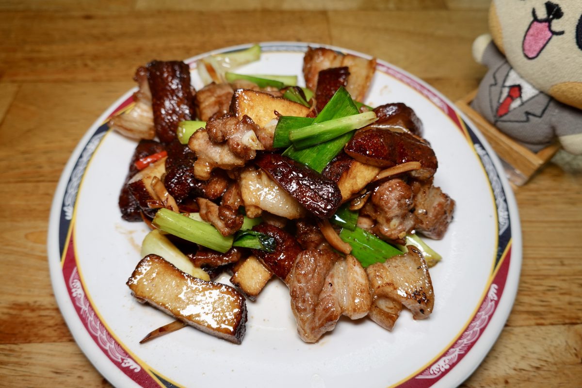 【台北行天宮站美食】如香小炒雞肉店 2026：不起眼的熱炒小店卻是高朋滿座，家常小炒有媽媽的味道，價錢實惠讓人想一來再來 7200