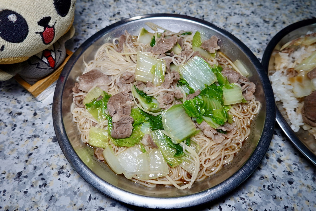 【台北行天宮站美食】松江市場當歸羊肉湯 2026：冷冷的天就要喝一碗當歸羊肉湯，全身都暖呼呼，20多年堅持好味道，冬天補身必收 7208