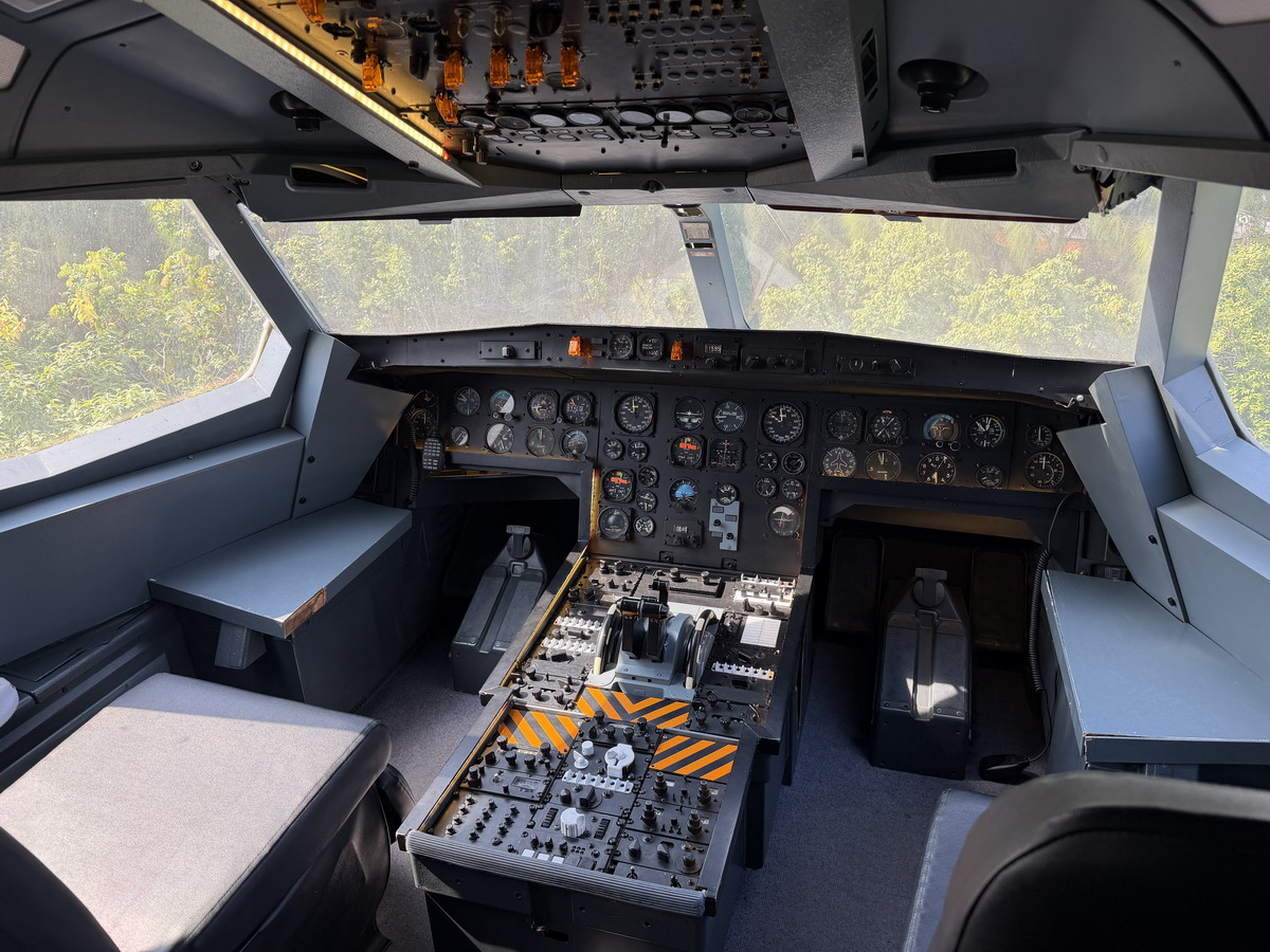 【泰國拉差布里府旅遊】Damnoen Sky 飛機咖啡廳 2026：太狂了！將退役客機改成咖啡廳，還可以搭乘小火車、划獨木舟，根本親子樂園，泰國近郊最新熱門打卡景點 7224