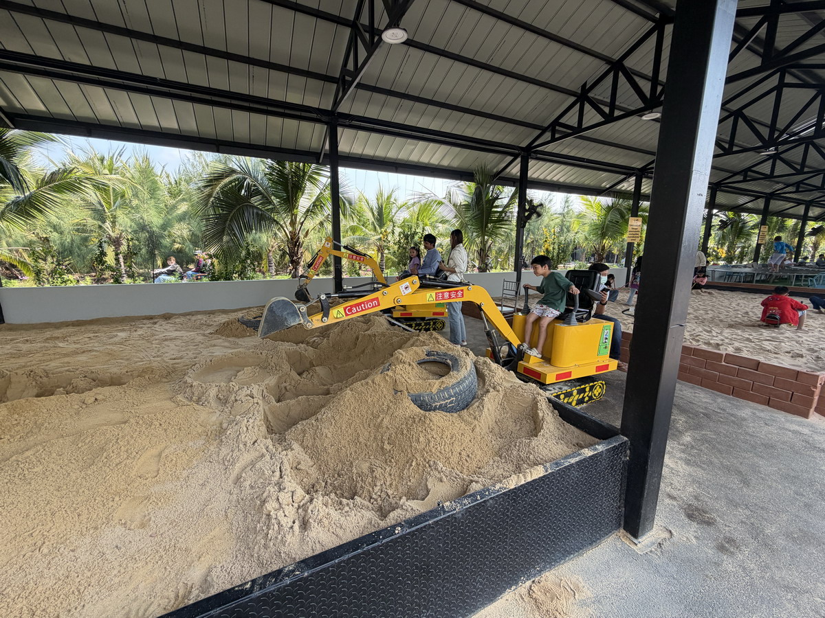 【泰國拉差布里府旅遊】Damnoen Sky 飛機咖啡廳 2026：太狂了！將退役客機改成咖啡廳，還可以搭乘小火車、划獨木舟，根本親子樂園，泰國近郊最新熱門打卡景點 7224