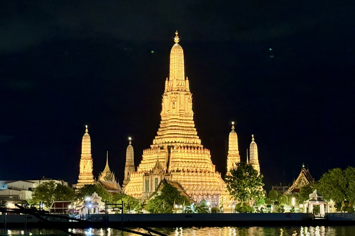 【泰國曼谷旅遊】曼谷昭披耶河遊船諾亞號 Noah Cruise 2026：享受曼谷浪漫夜景，還有美食吃到飽Buffet和歌舞表演，曼谷就要這麼玩！7234