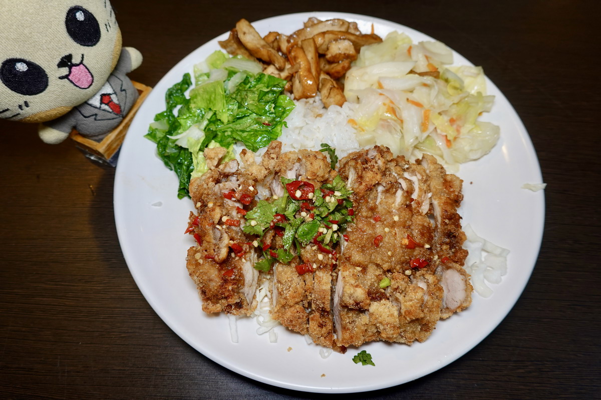 【台北中山國中站美食】百里香蚌麵 2026：薑的狂熱！民生敦化商圈上班族口袋必備名單，興安街美味簡餐B級美食，現做餐點CP值很高 7320