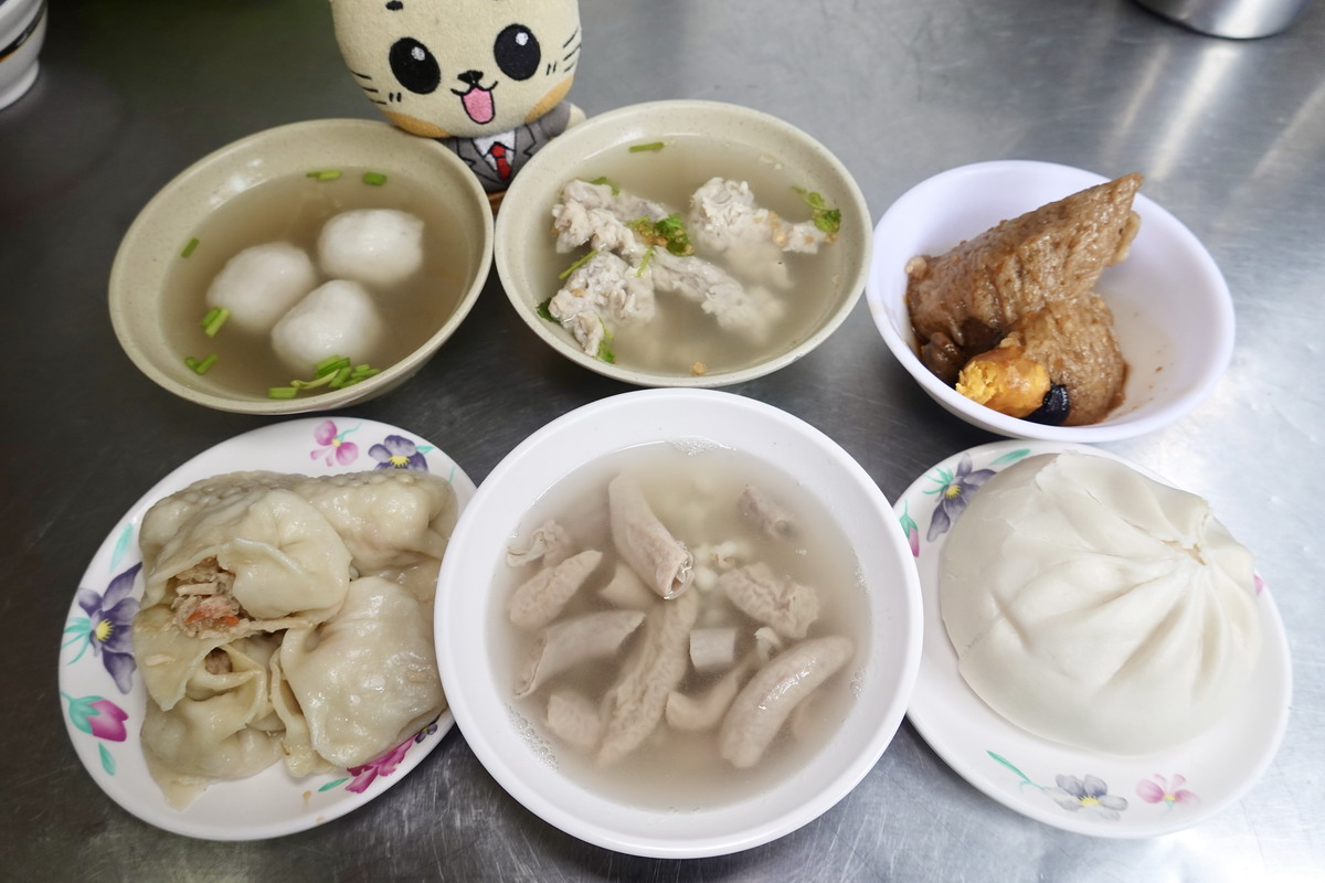 網站近期文章：【台北雙連站美食】阿桐阿寶四神湯 2026：1977創立，台北最著名四神湯宵夜名店，寧夏夜市商圈美食 7472