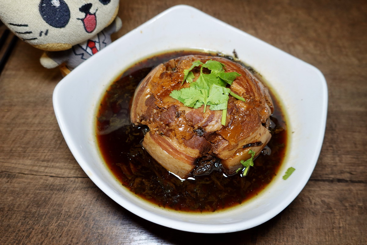 【台北南京三民站美食】金山客家小館創始店 2026:「輝達」黃仁勳貴客光臨,1990年創立平價客家菜老店,適合家庭親友聚餐 7247 【台北南京三民站美食】金山客家小館創始店 2026:「輝達」黃仁勳貴客光臨,1990年創立平價客家菜老店,適合家庭親友聚餐 7247