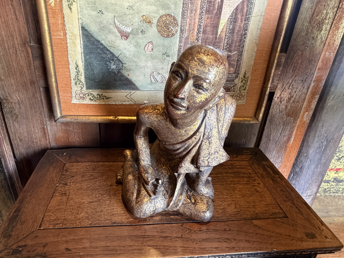 【泰國曼谷旅遊】湯普生博物館 Jim Thompson House Meseum 2026:美籍泰國絲綢大王的傳奇人生與他親自設計的泰式建築及古董珍藏,曼谷深度文化之旅 7251 【泰國曼谷旅遊】湯普生博物館 Jim Thompson House Meseum 2026:美籍泰國絲綢大王的傳奇人生與他親自設計的泰式建築及古董珍藏,曼谷深度文化之旅 7251