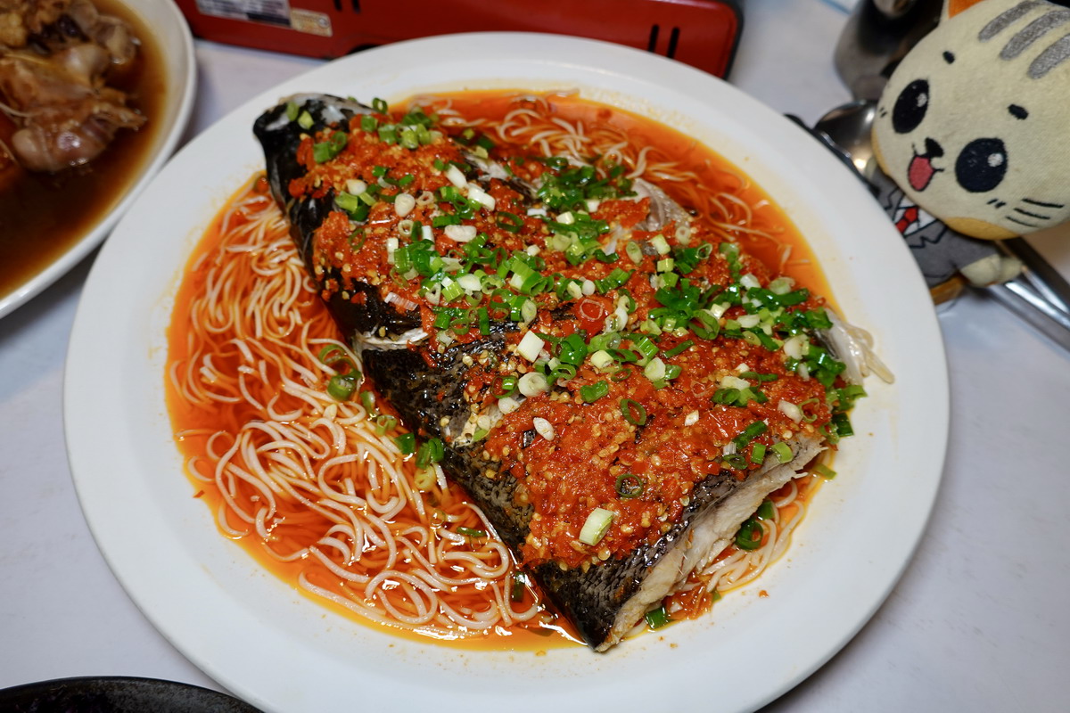 【台北小巨蛋站美食】碧海廚房敦北店 2026:蔣經國專用的「復興鍋」餐具,「輝達」黃仁勳也來朝聖!1970年創立老店,傳承蔣經國招待所,經濟實惠,長輩會喜歡 7253 【台北小巨蛋站美食】碧海廚房敦北店 2026:蔣經國專用的「復興鍋」餐具,「輝達」黃仁勳也來朝聖!1970年創立老店,傳承蔣經國招待所,經濟實惠,長輩會喜歡 7253