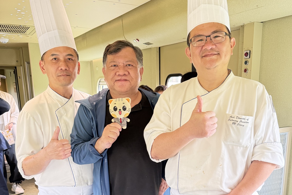 【台南旅遊】山嵐號觀光列車 2026：全台最美豪華觀光列車，首度行駛彰化—台南線，一邊欣賞嘉南田野景色，一邊享受五星級精緻便當，台灣也有浪漫的鐵道之旅（預售票搶購中）